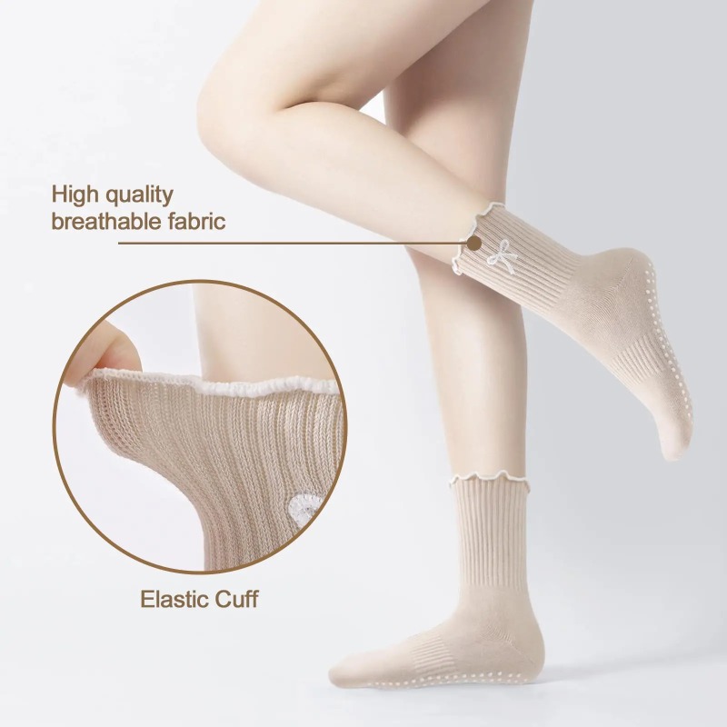 Professional Yoga Socks, Cotto - đánh giá và giá Yoga & Fitness With Faye The Well Being Studio Abbots Langley